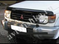 Дефлектор капота темный Mitsubishi Pajero 1992-1999