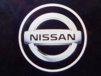 Лазерная подсветка Welcome со светящимся логотипом Nissan в черном металлическом корпусе, комплект 2 шт.